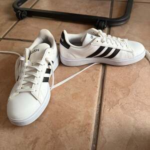 Men - Leather Upper - Grand Court 2.0 - Shoes